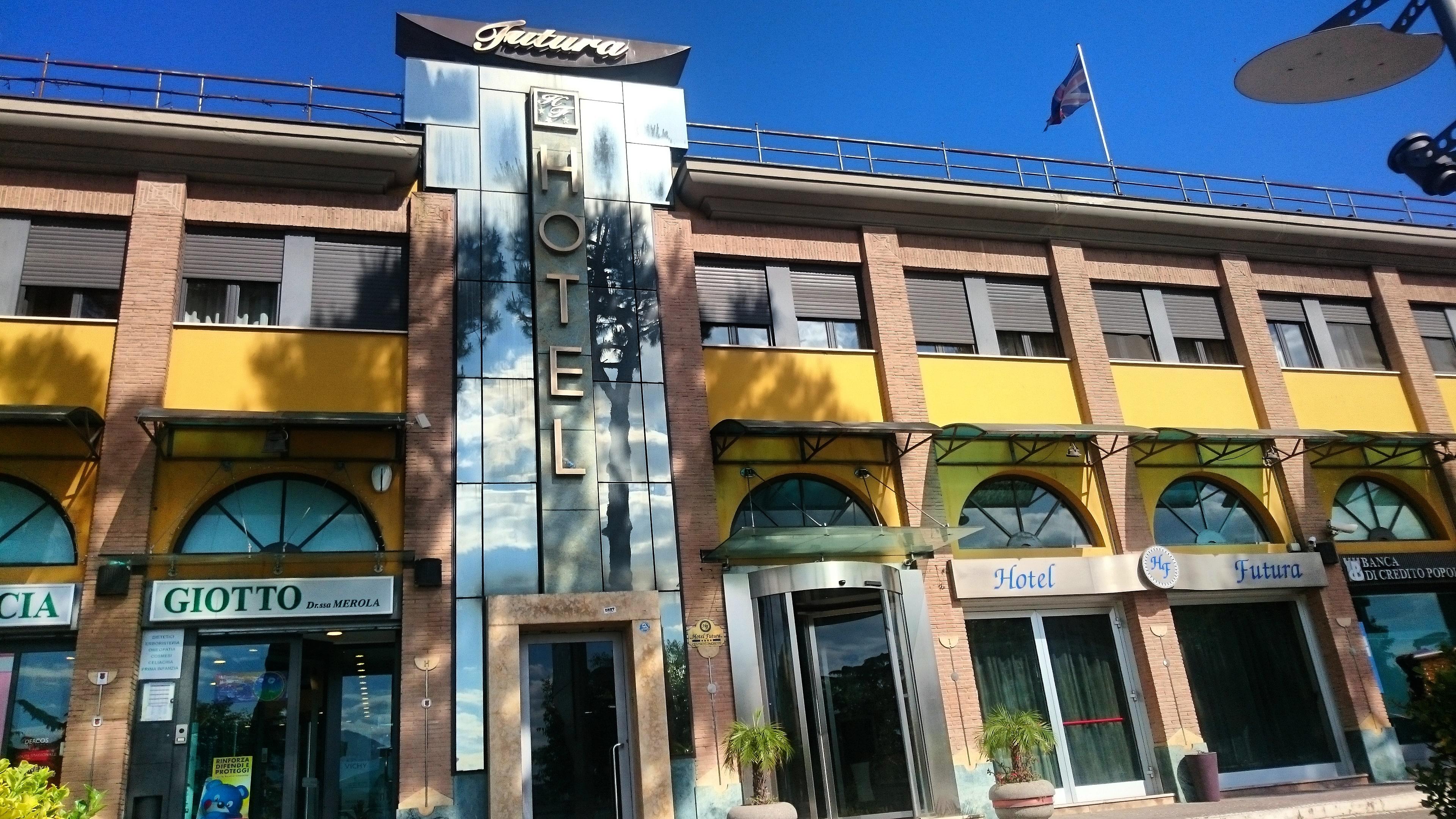 Hotel Futura Centro Congressi Наполи Екстериор снимка