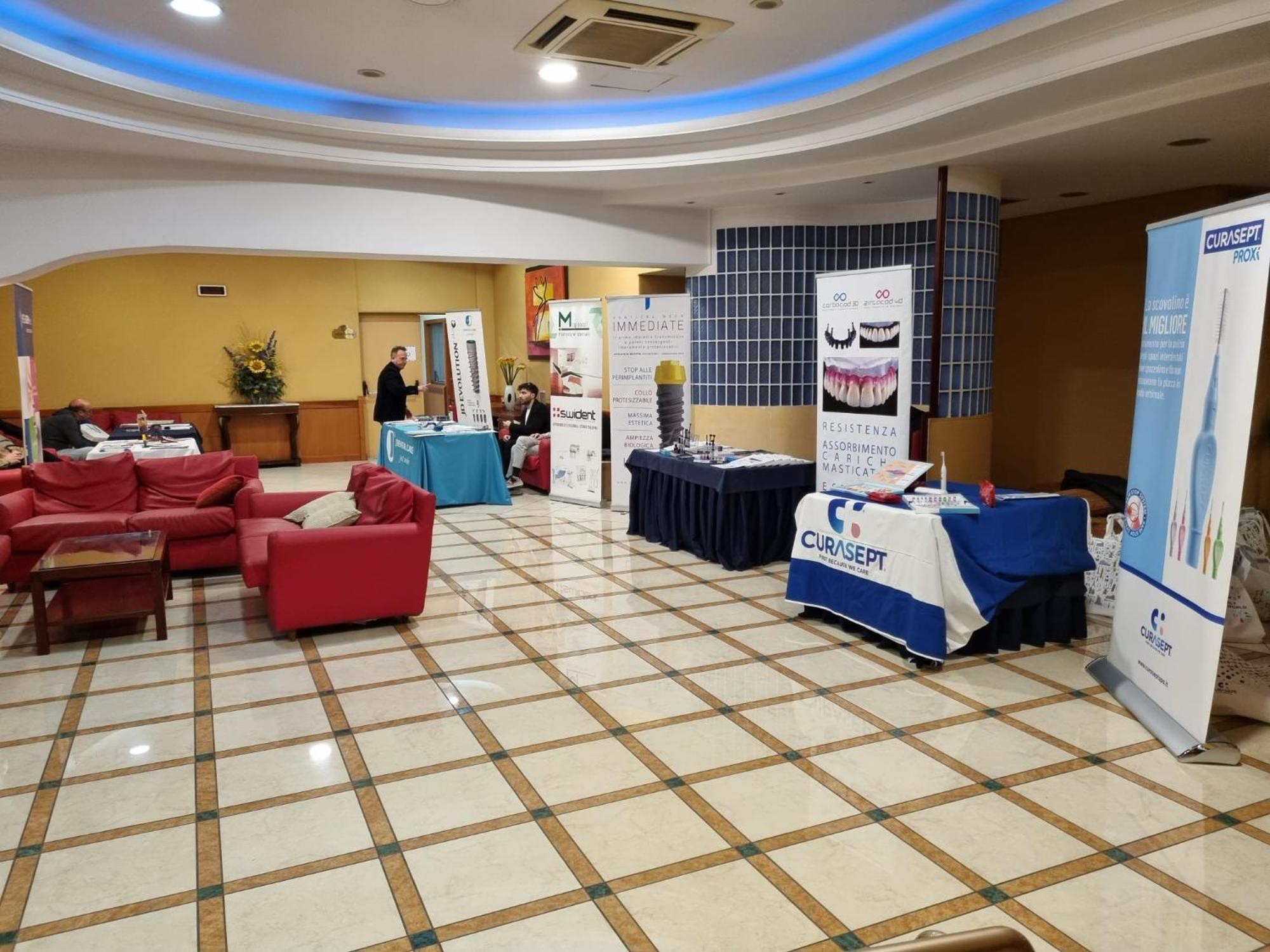 Hotel Futura Centro Congressi Наполи Екстериор снимка